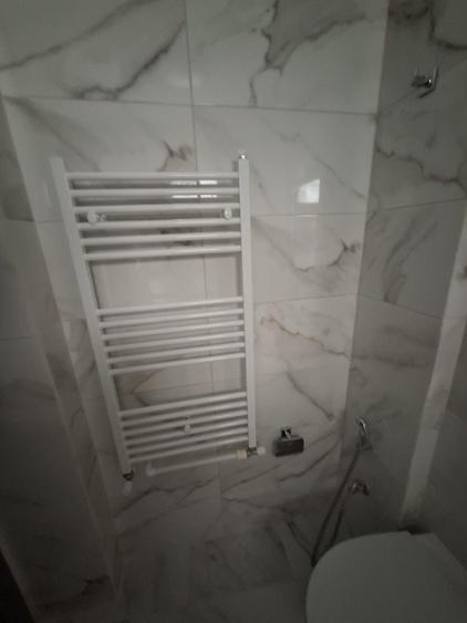 Tomis Nord (Ciresica)- 2 camere decomandate, totul nou - 115.000euro