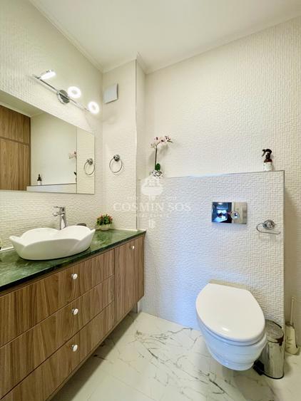 Apartament cu 3 camere de inchiriat zona VIVO