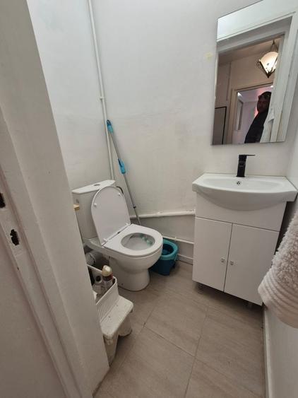 DELFINARIU-FALEZA NORD 3 CAMERE MOBILAT, UTILAT, CENTRALA GAZ 600 EURO