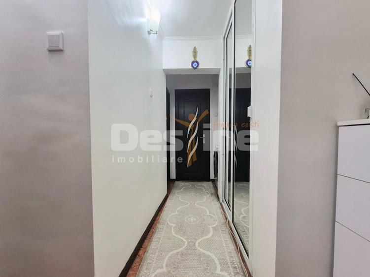 Apartament de vânzare de 2 camere - INEL II