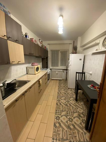 Pozitie excelenta !1 MAI-MEDICINA/Apartament renovat/ prima inchiriere/etaj 3