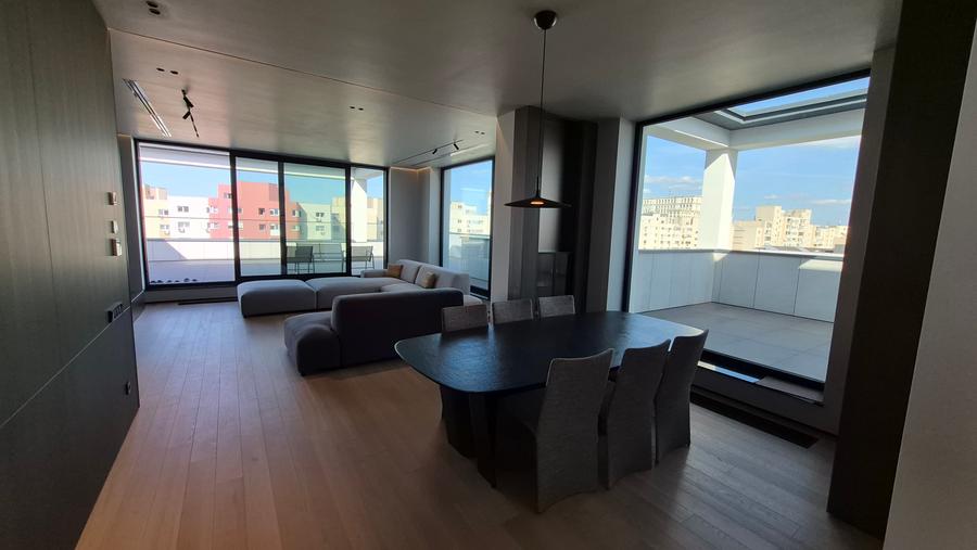 PENTHOUSE CU SCARA INTERIOARA 5 CAMERE MOBILAT ULTILAT LUX - BLOC NOU FINALIZAT