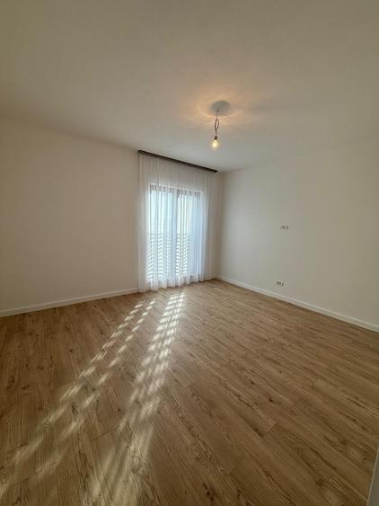 MT233 Casa-DUPLEX, 4 camere, complet finisat, Giroc, P+1E