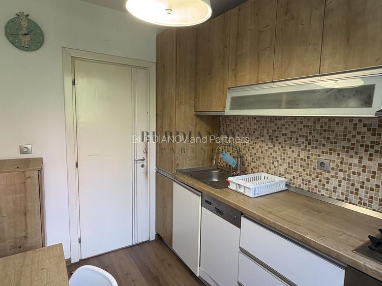 Apartament cu 3 camere - Metrou Costin Georgian - bd. 1 Decembrie 1918 - 5