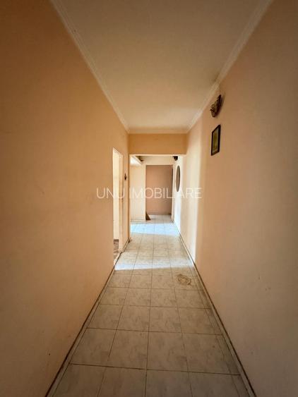 Etaj 3 - Alexandru - Zimbru - 3 camere - liber - 6
