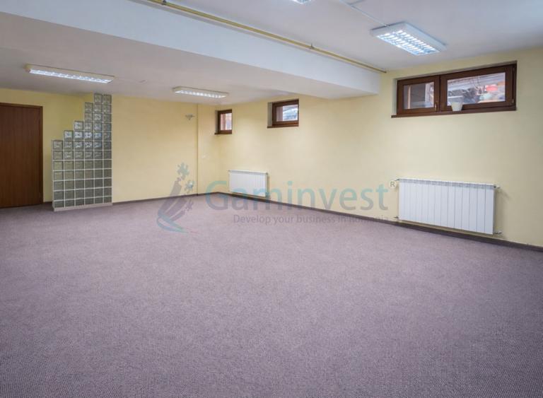 Cladire pentru birouri, cabinete sau spatiu comercial ultracentral, Oradea