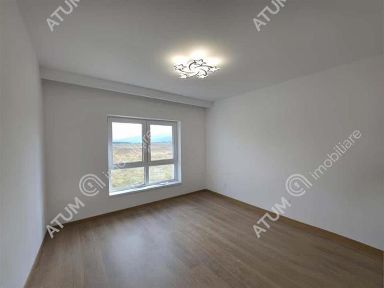 Apartament cu 3 camere balcon loc de parcare zona Doamna Stanca