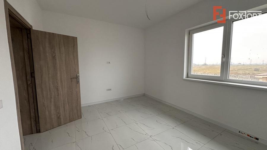 Duplex 4 camere, 110 mp, si teren de 330 mp in Giroc
