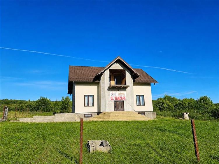 Casa noua Persani, 2022, panorama, design elegant, echipata, 1.532 mp teren