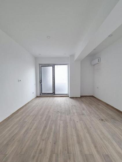 Spații moderne de birouri , 4 camere, 121 mp., PARCARE PROPRIE, cladire 2026