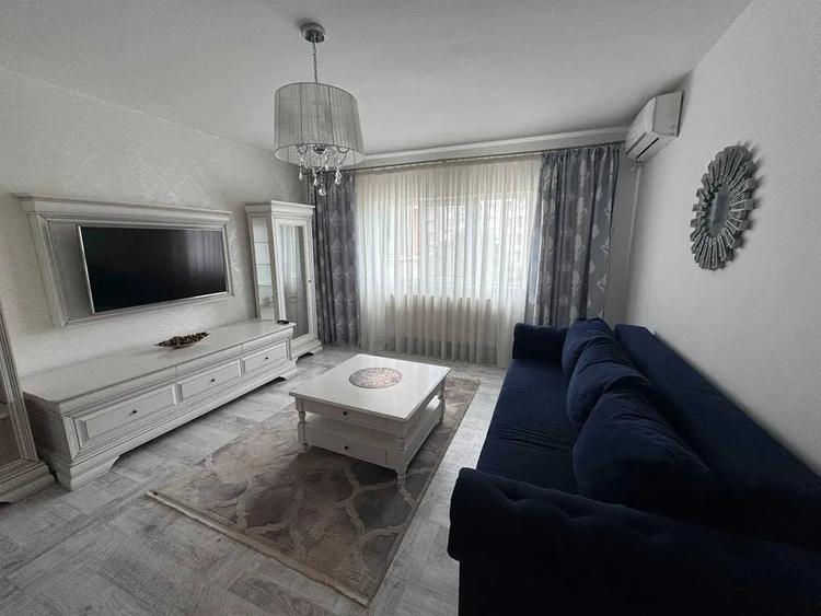 Apartament 3 Camere / Mihai Bravu / Parcare Inclusă / Centrală