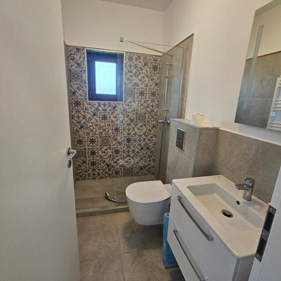 Vila de inchiriat 95 mp utili,600 mp curte,cartier rezidential,Balotesti