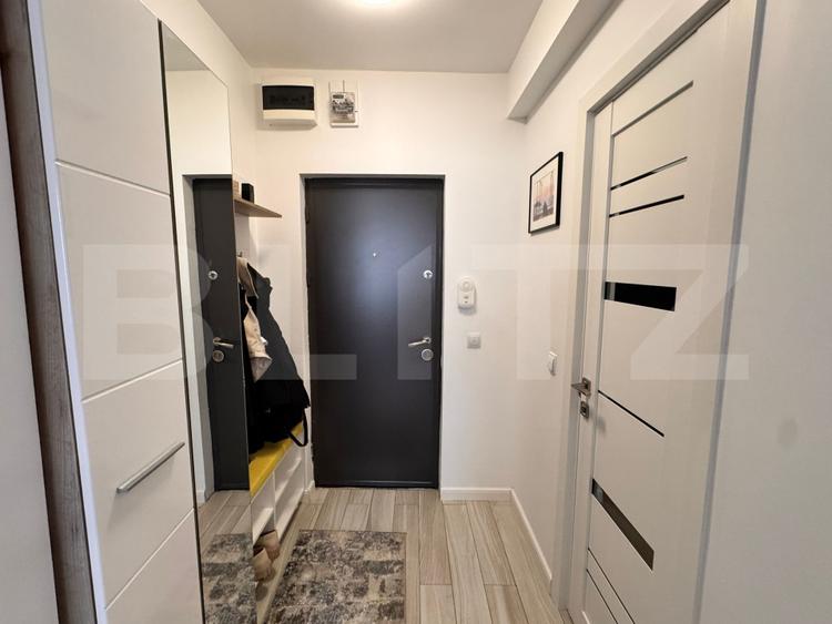 Apartament de 2 camere, etaj intermediar, zona Podu Ros