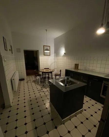 Apartament 2 camere în zona Tribunal