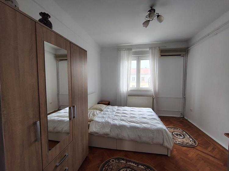 Bucurestii Noi, metrou, apartament cu 3 camere decomandate, spatios 80 mp