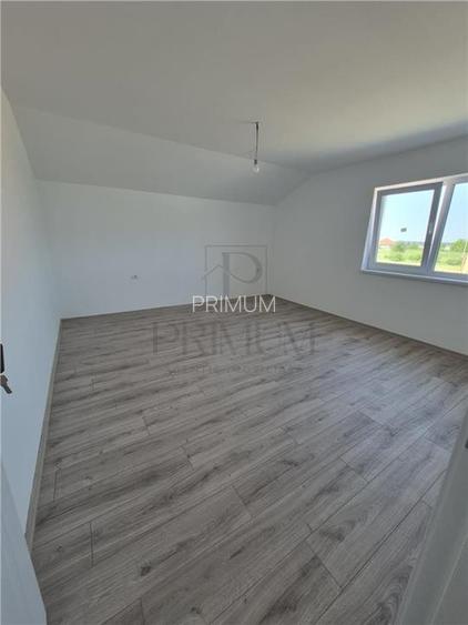 DUPLEX 4 CAMERE - DORMITOR LA PARTER - BUCATARIE INCHISA - 8