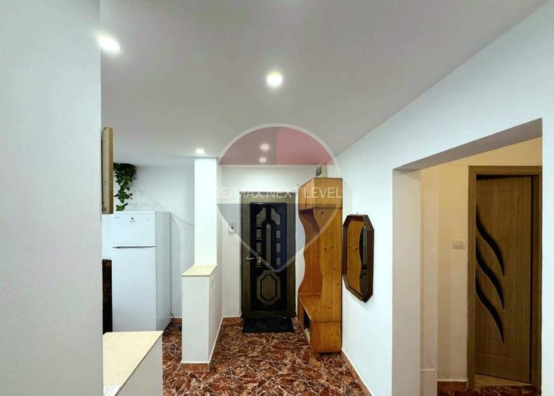 Apartament spațios cu 3 camere, etaj 1 – Strada Ștefan cel Mare - 24
