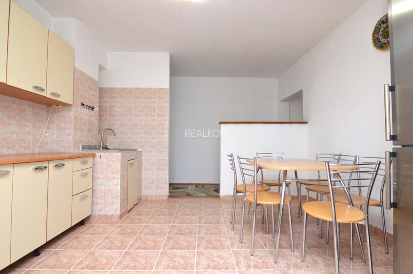 VANZARE APARTAMENT 4 CAMERE UNIRII – SFANTA VINERI - 26
