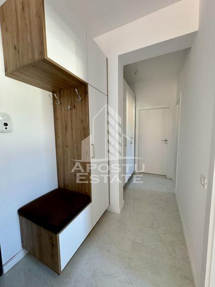 Penthouse cu 3 camere și 2 bai, mobilat si utilat in spate la Lidl.