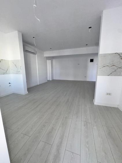 3 camere - CU TVA inclus! - ACTE GATA - Balcon inchis - 5 minute Metrou Berceni