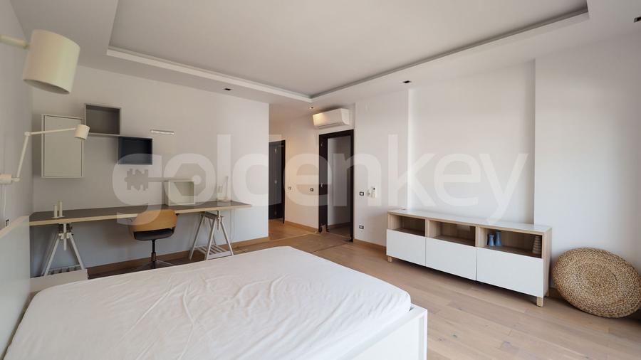 Vila mobilata cu 4 dormitoare si gradina proprie
