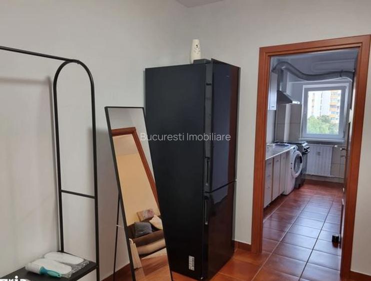 NERVA  TRAIAN metrou TIMPURI NOI, LOC DE PARCARE,DECOMANDATA,AMENAJATA RECENT - 3