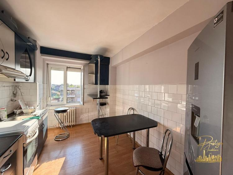 Apartament cu 3 camere de inchiriat in zona Cantemir - Oradea
