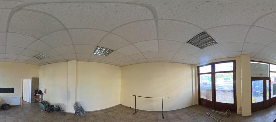 Închiriem Spațiu Comercial pe str. Vasile Aron bl.80 Preț Negociabil