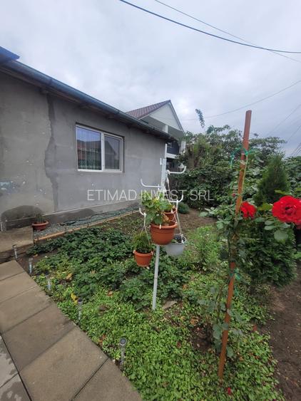 Valu lui Traian -casa 3 camere cu teren 300 mp -gaze la poarta  72500 euro - 32