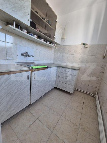 Apartament cu 3 camere de vânzare, 44 mp, în Dâmbu Pietros – Str. Măgurei