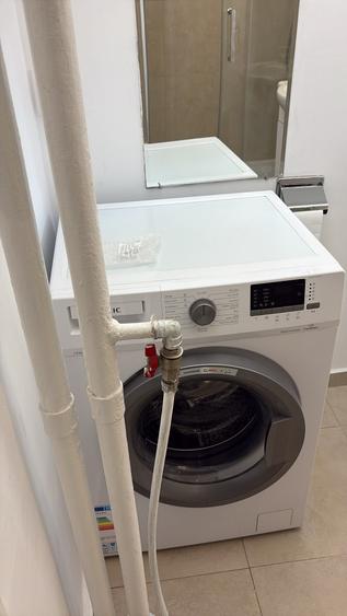 2 Camere Semidecomandat | Vedere Piața Amzei | Renovat | Mobilat Complet |