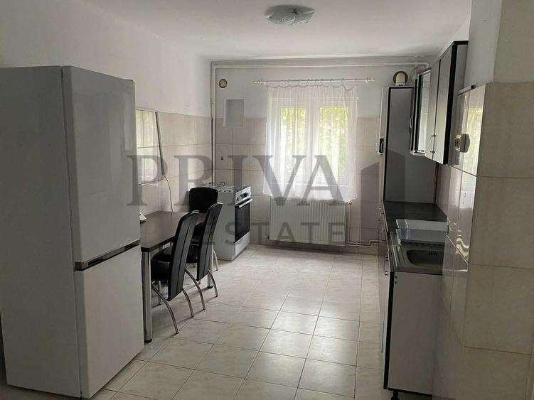 Apartament spațios 3 camere, 80 mp, etaj 2, Soarelui