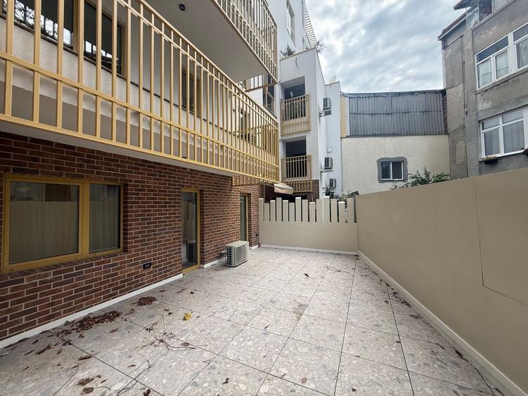 Apartament zona Unirii | 3 cam | Mobilat Lux | Terasa 145 mp | Parcare