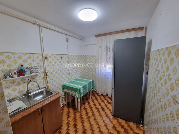 Tomis 3-apartament 2 camere decomandat cu gaze - 3