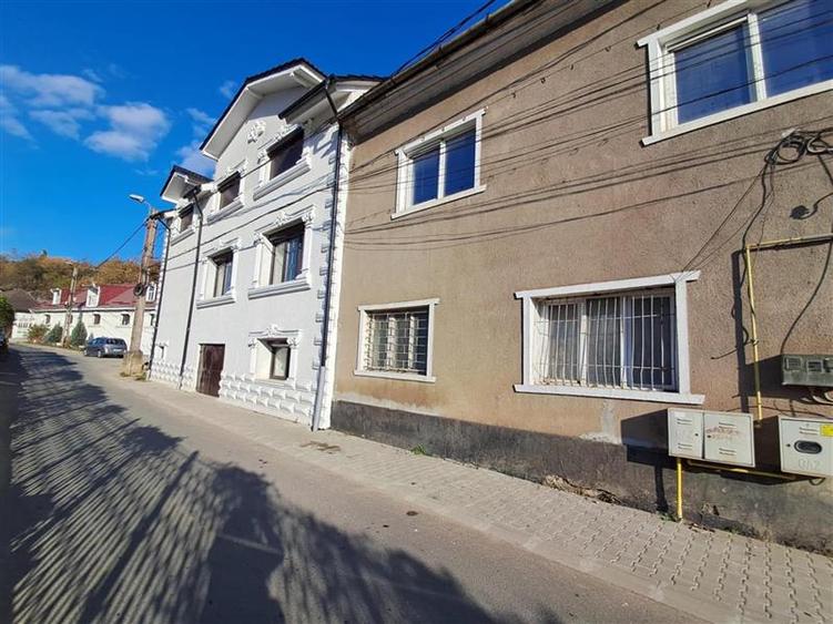 Resita Apartament la Casa Etj.1