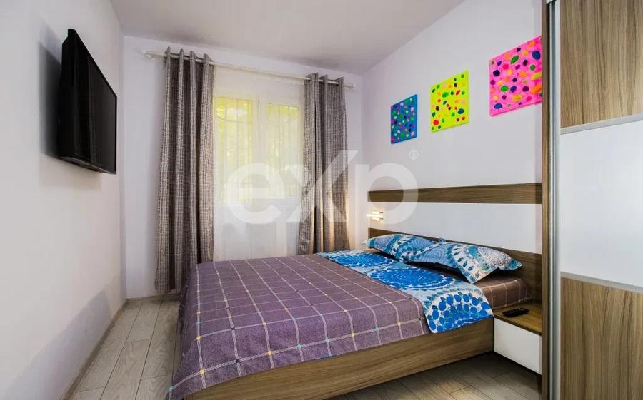 Vând Apartament 3 camere Tomis Nord, Constanța