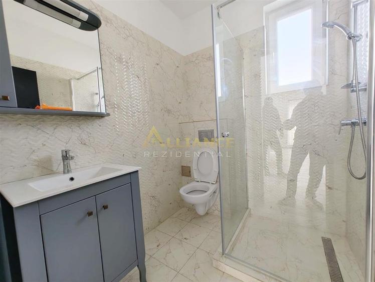 Casa Individuala / 3 Camere / 2 Bai / Pompa de caldura / Panouri solare