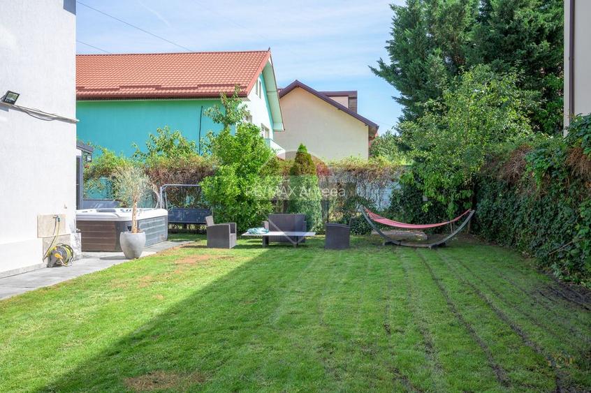 Vilă renovată P+1+M  | Foișor vitrat, grădină și jacuzzi - 48
