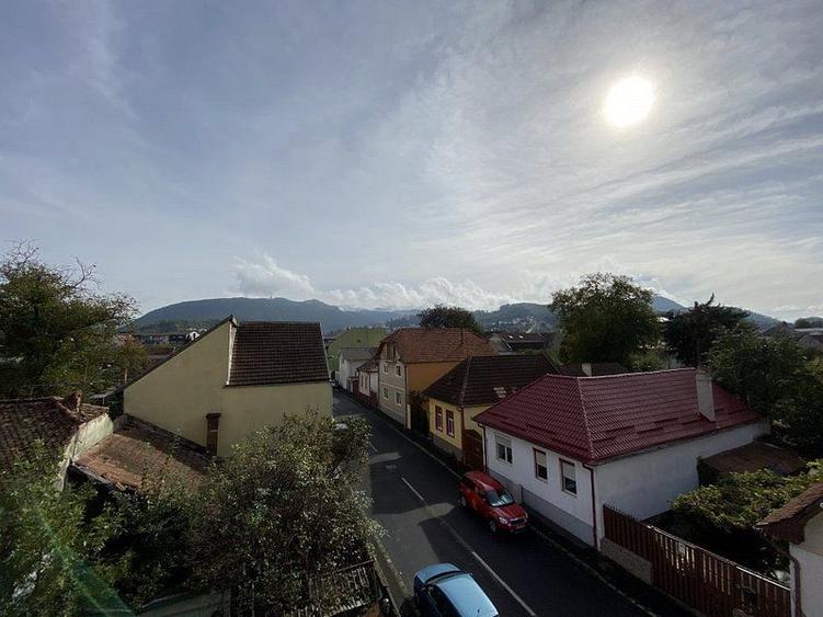 Casa P+2+M de inchiriat in zona Blumana - Brasov