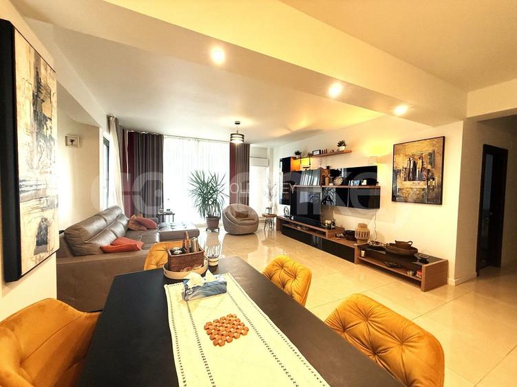 Apartament generos cu vedere catre mare - 2