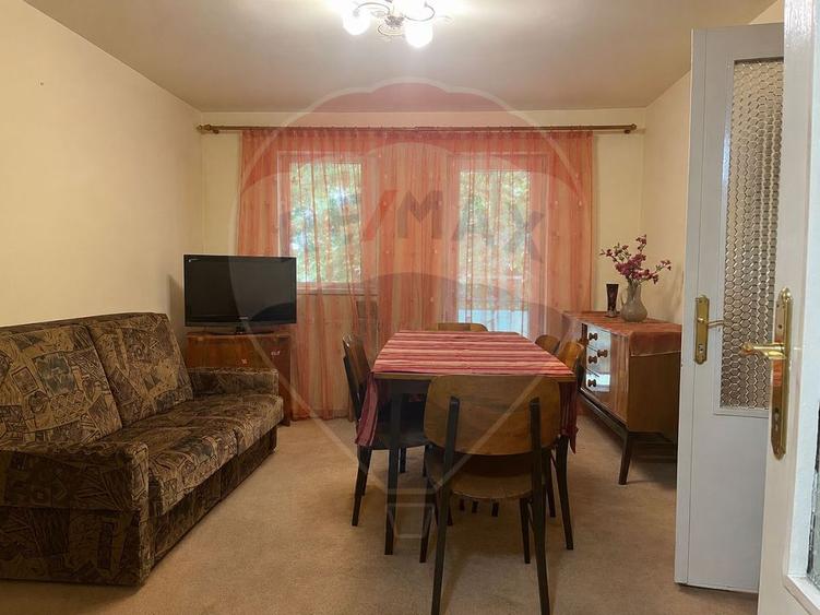 Apartament 3 camere Splaiul Praporgescu, Arad