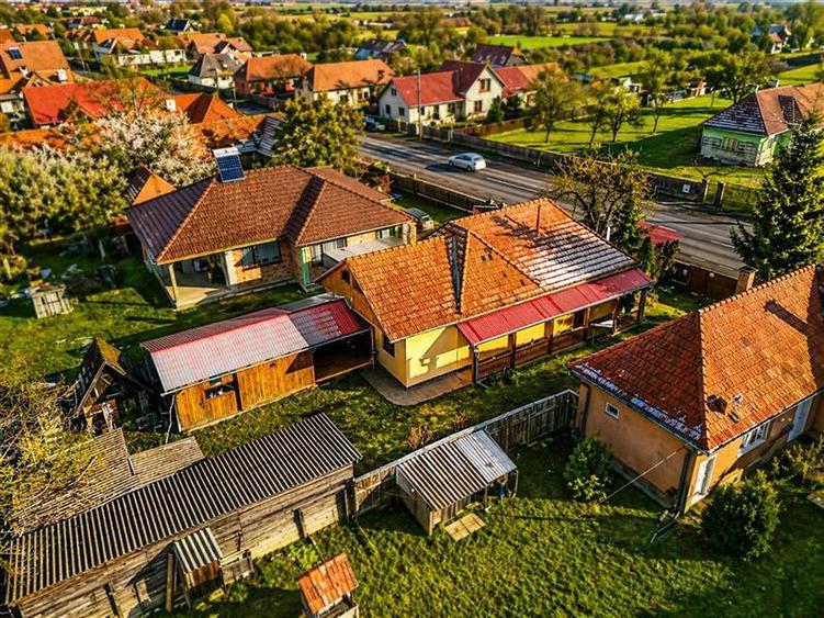 3D&FILM! Casa cu 3 camere,1.800mp teren, facilitati apreciabile, langa Targu Sec