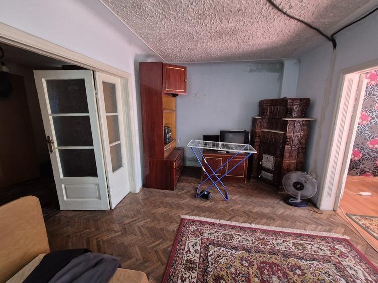 Chiajna - str Eroului, vanzare 2 corpuri de casa