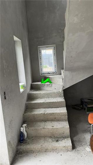 Casa de vanzare 7 camere singur in curte Sibiu Cisnadie