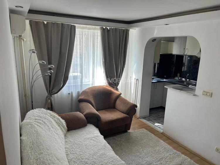Podu Ros - Apartament 3 camere semidecomandat, MOBILAT și UTILAT - 3