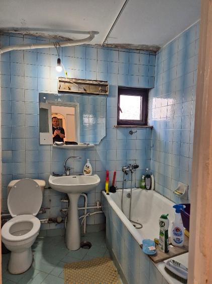 Persoana fizica vand apartament 3 camere 78 mp decomandat Bd Pacurari