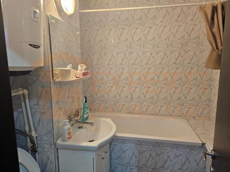 Apartament 3 camere, termen lung, situat in zona Tomis Nord-Constanta