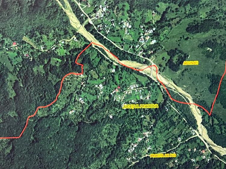 Vand casa cu teren de 2000mp, langa  Breaza , zona Ocina-Adunati-Provita de Sus