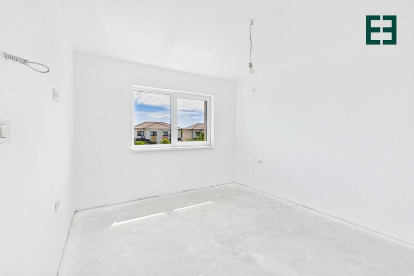 Duplex nou 4 camere și 400 mp teren - Zona Moșnița Veche - Timișoara