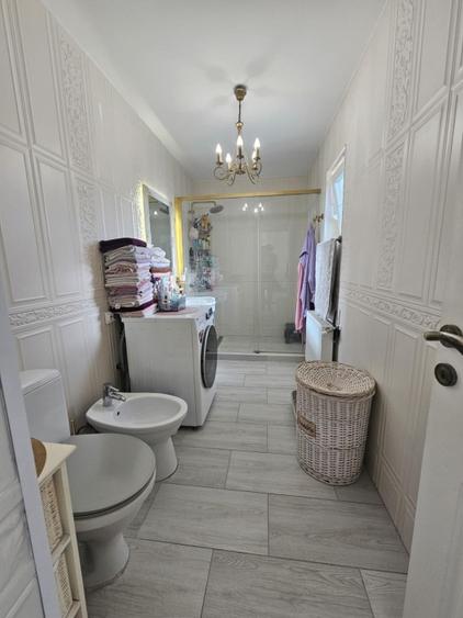 Casă cochetă cu mansardă și curte, 4 camere, stil modern, Luncă Cetățuii